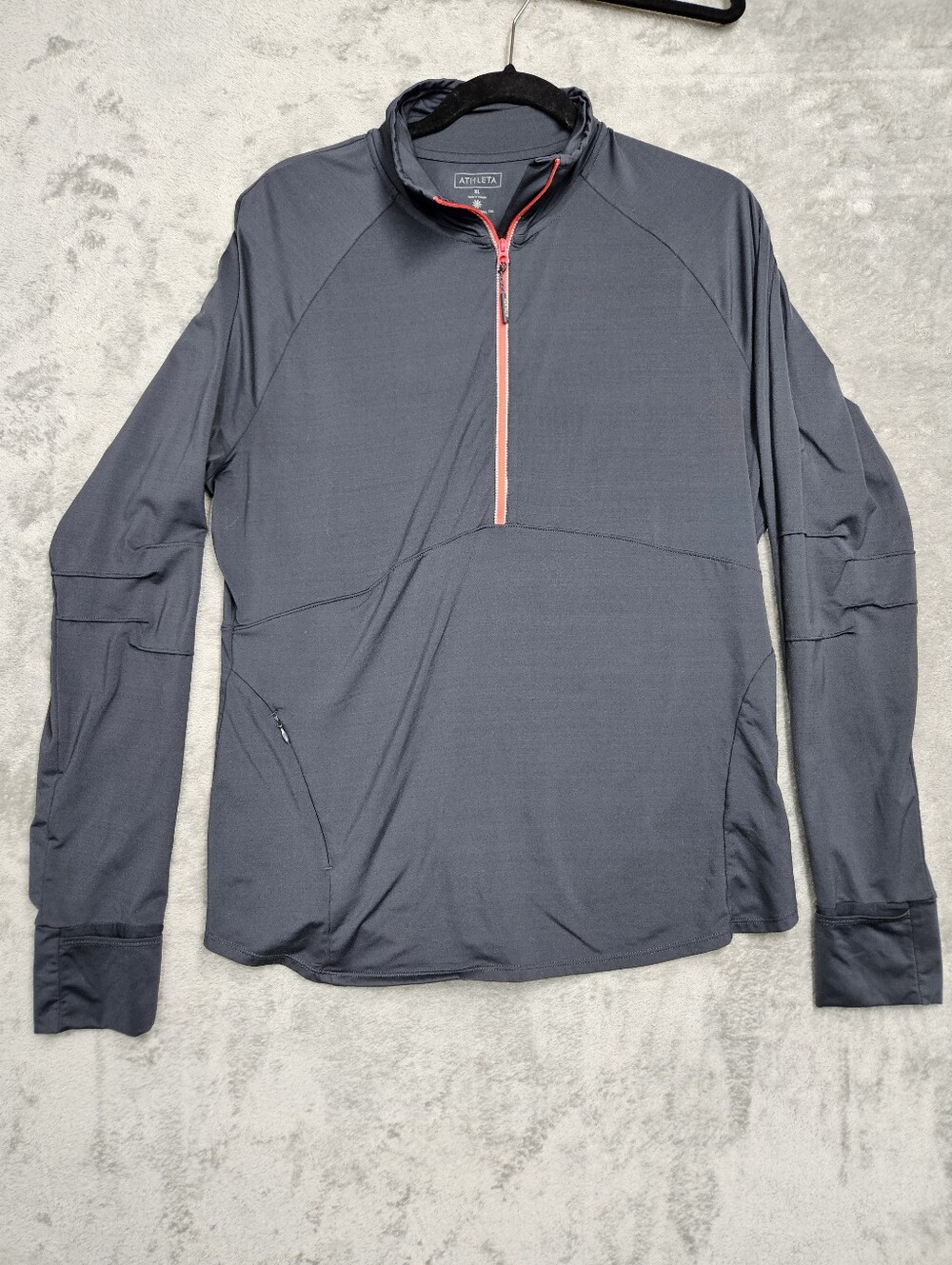 Athleta Women's XL Quarter-Zip Pullover Top – Gray/Charcoal – Excellent Used Con